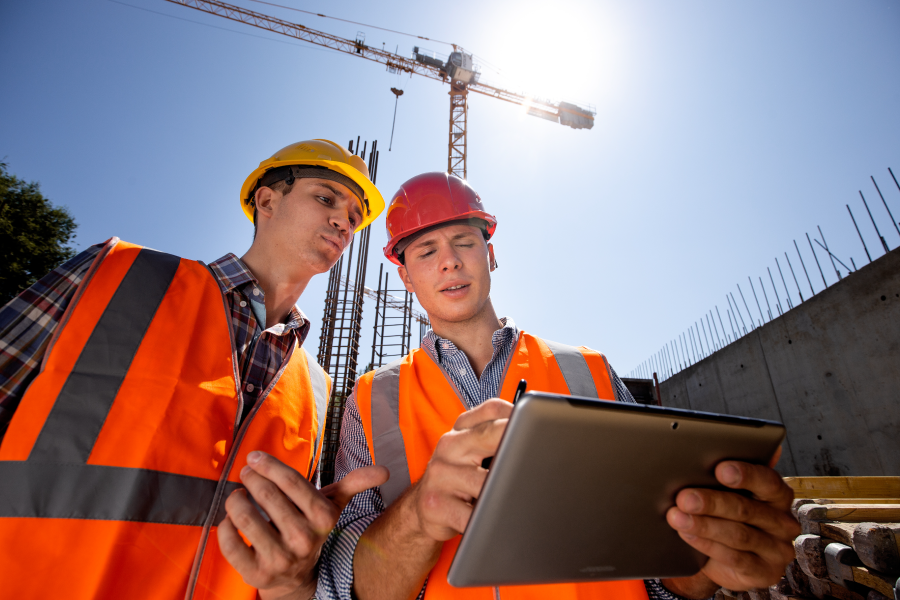 Software FSM para que los técnicos supervisen obras sobre el terreno.